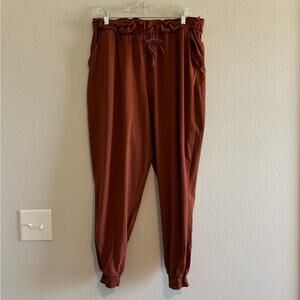 lululemon rust womens joggers pants size 12